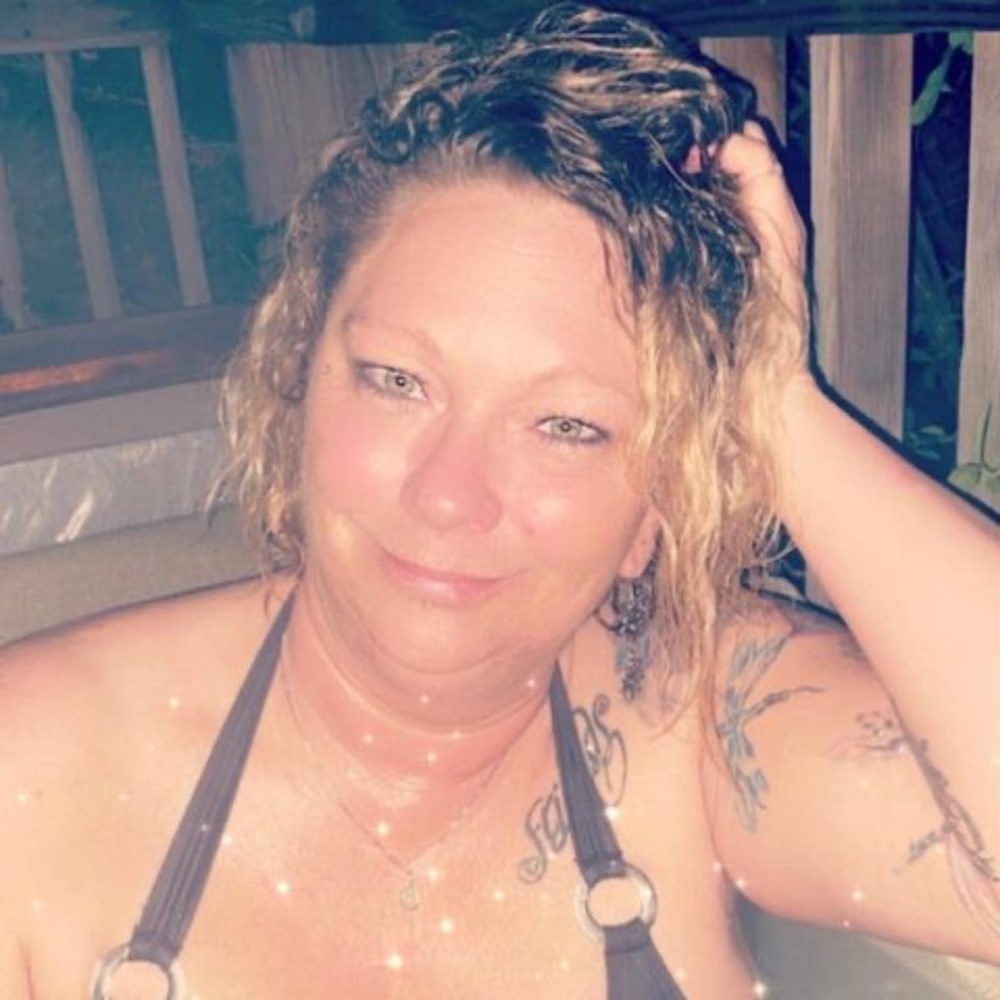 Meet your Posher, Denine